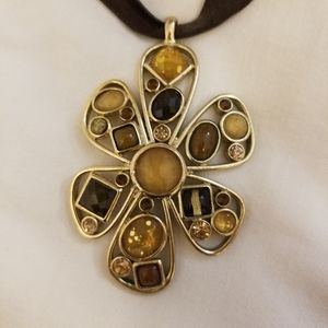 Brown Flower Pendant Necklace